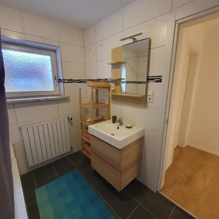 Chiemseenaehe Apartment Ubersee